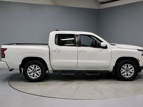 Certified 2023 Nissan Frontier SV w/ Tow Package image 7