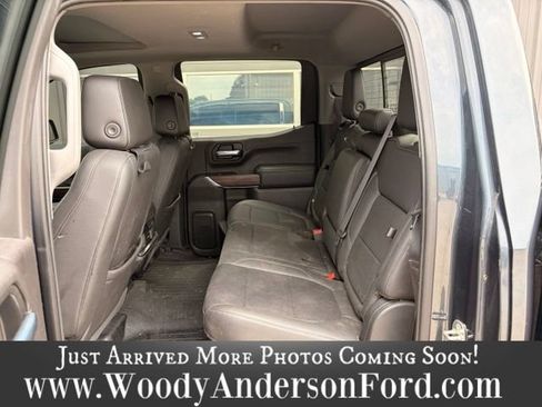 Used 2020 GMC Sierra 1500 SLT w/ SLT Premium Package AWD/4WD image 8