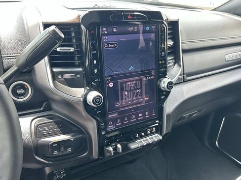 Used 2026 RAM 2500 Laramie AWD/4WD image 30