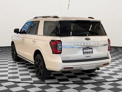 Used 2024 Ford Expedition Platinum AWD/4WD image 4