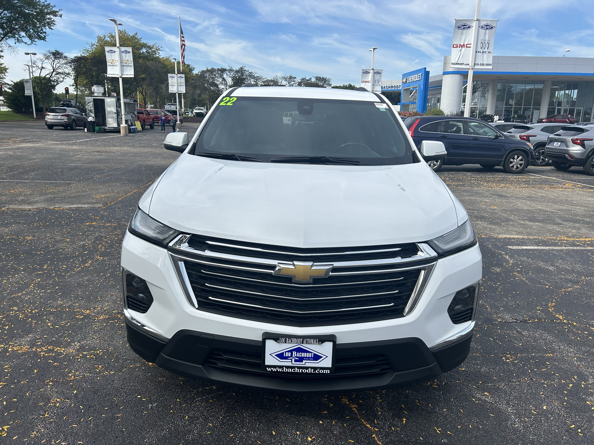 Used 2022 Chevrolet Traverse LT AWD/4WD image 2