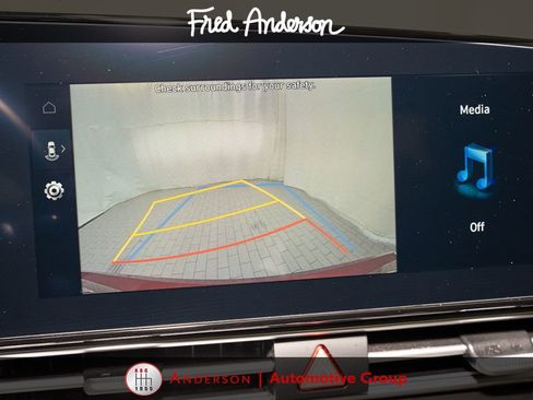 Used 2025 Hyundai Elantra SEL FWD image 14