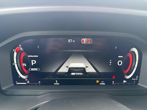 New 2026 Nissan Rogue Platinum AWD/4WD image 17