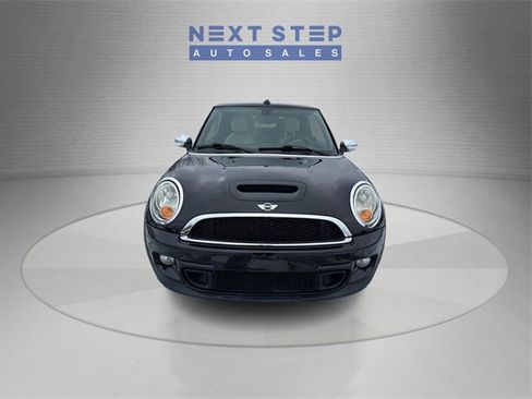 Used 2013 MINI Cooper S image 2