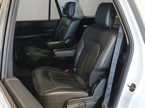 Used 2019 Ford Expedition Max Platinum AWD/4WD image 33