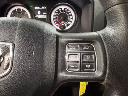 Used 2015 RAM 1500 Express AWD/4WD image 30