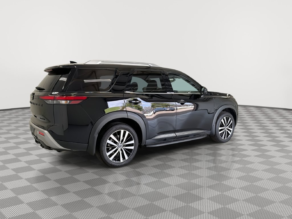 Certified 2025 Nissan Pathfinder Platinum w/ Lighting Package (N93) FWD image 13