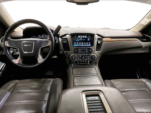 Used 2020 GMC Yukon Denali AWD/4WD image 18