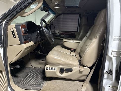 Used 2006 Ford F350 Lariat AWD/4WD image 19