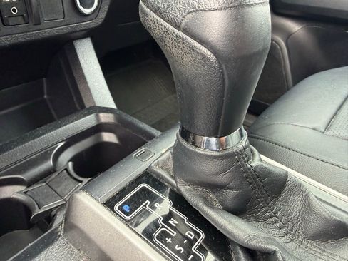 Used 2018 Toyota Tacoma SR5 image 22