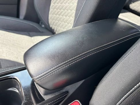 Used 2024 Nissan Kicks SV FWD image 39