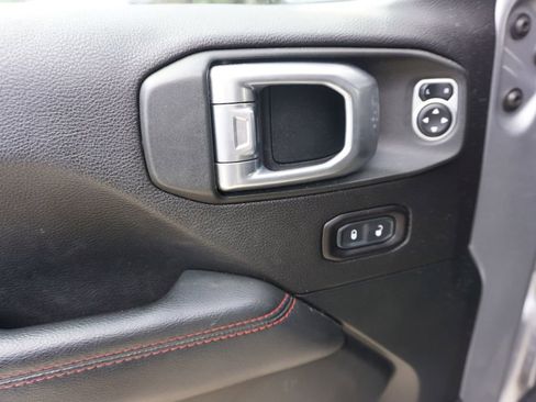 Used 2020 Jeep Gladiator Rubicon image 4