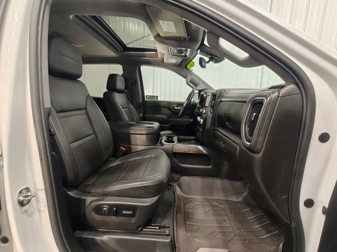 Used 2019 GMC Sierra 1500 Denali w/ Denali Ultimate Package AWD/4WD image 37