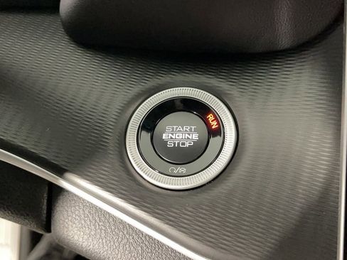 New 2025 Jeep Grand Cherokee L Laredo image 22