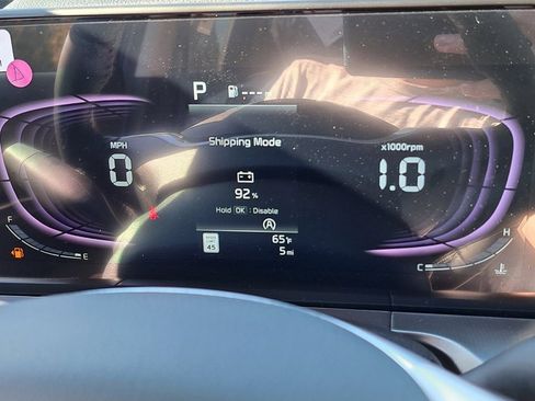 New 2025 Kia Telluride S image 8