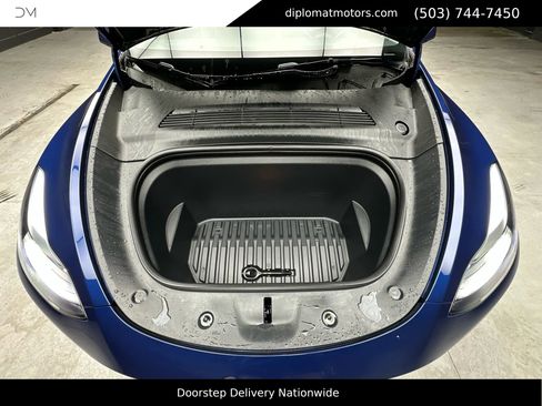 Used 2023 Tesla Model Y Long Range image 40