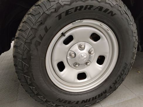 Used 2017 RAM 1500 Tradesman w/ Popular Equipment Group RWD image 31