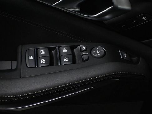 Used 2026 BMW X5 xDrive50e w/ M Sport Package image 33