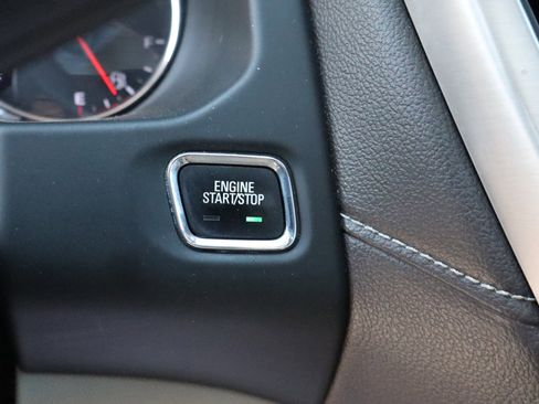 Used 2019 GMC Acadia Denali AWD/4WD image 20
