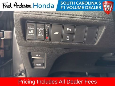 New 2026 Honda Odyssey Touring image 9