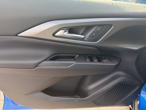 New 2026 Chevrolet Equinox EV LT image 15