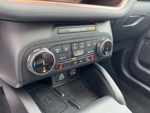 Certified 2023 Ford Bronco Sport Outer Banks w/ Tech Package image 16