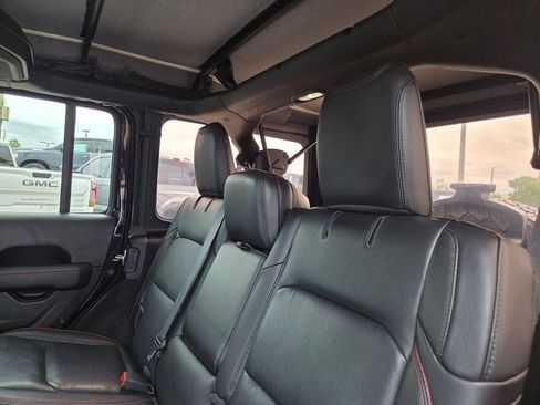 Used 2021 Jeep Wrangler Unlimited Rubicon AWD/4WD image 21