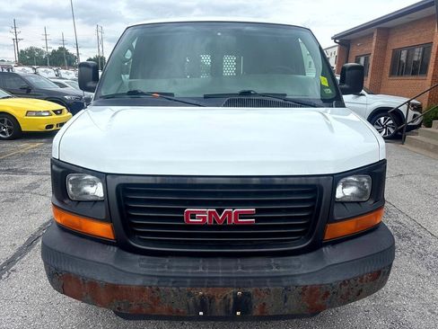 Used 2006 GMC Savana 2500 w/ Power and Light Package image 3