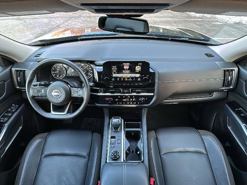 Certified 2022 Nissan Pathfinder SL image 27