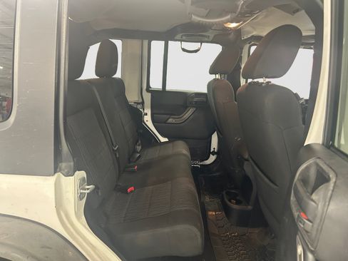 Used 2012 Jeep Wrangler Unlimited Sport AWD/4WD image 14