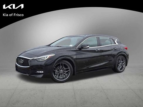 Used 2017 INFINITI QX30 Sport w/ Sport Leather Package FWD image 1