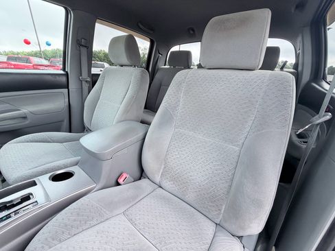 Used 2008 Toyota Tacoma PreRunner RWD image 18