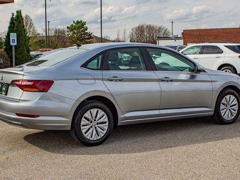 Used 2019 Volkswagen Jetta S w/ Driver Assistance Package image 10