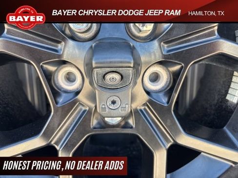 Used 2024 Jeep Wrangler Unlimited Sport AWD/4WD image 6