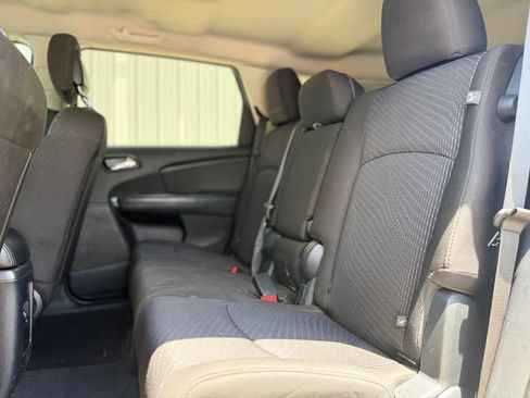 Used 2018 Dodge Journey SE w/ Blacktop Package FWD image 20