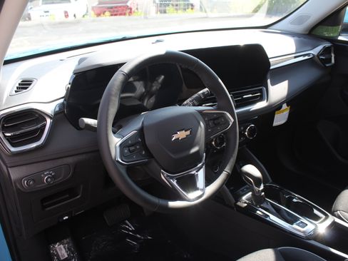 New 2026 Chevrolet TrailBlazer LT w/ Convenience Package AWD/4WD image 13