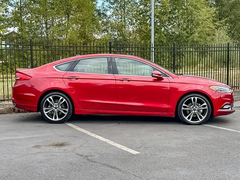 Used 2017 Ford Fusion Titanium FWD image 2