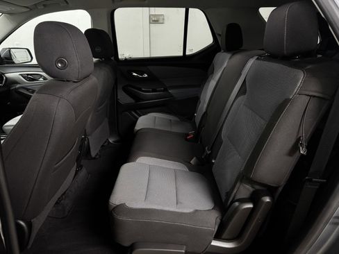 Used 2019 Chevrolet Traverse LT image 48