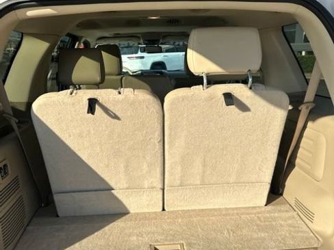 Used 2010 Ford Explorer Limited RWD image 12