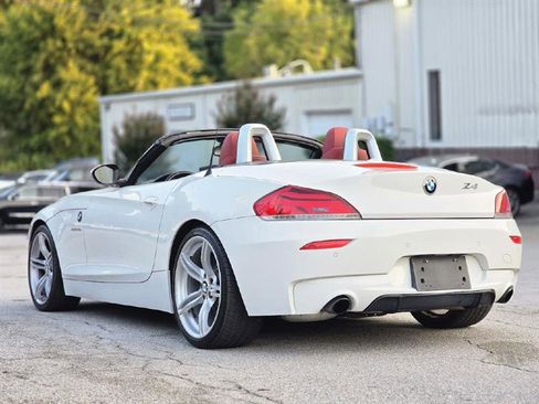 Used 2011 BMW Z4 sDrive35is image 6