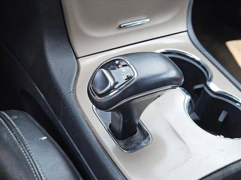 Used 2015 Jeep Grand Cherokee Limited RWD image 13