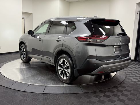 Used 2021 Nissan Rogue SV w/ Premium Package FWD image 5