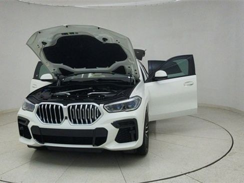 Used 2023 BMW X6 xDrive40i w/ Executive Package image 79