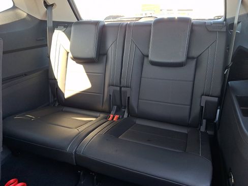 Certified 2023 Volkswagen Atlas SE image 11