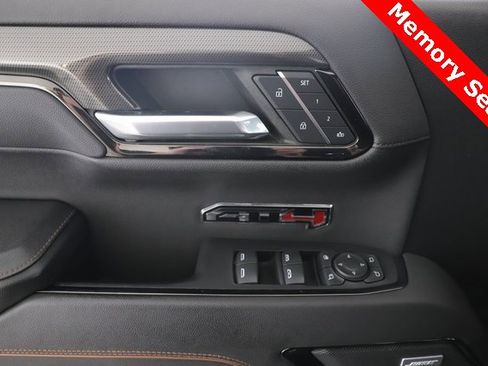 Used 2023 GMC Sierra 1500 AT4 w/ AT4 Preferred Package image 19