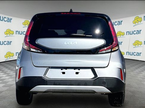 Used 2024 Kia Soul LX w/ Option Group 015 image 5