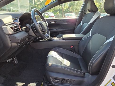 Certified 2025 Toyota Camry SE w/ Convenience Package FWD image 24
