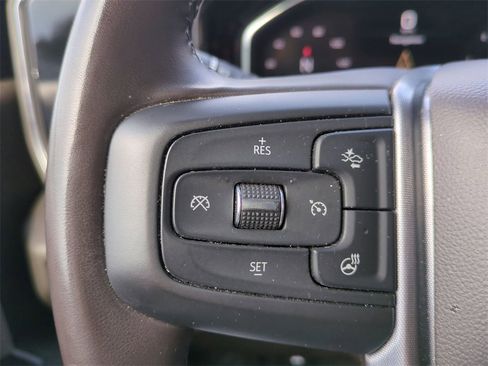 Used 2025 GMC Sierra 1500 SLT image 25