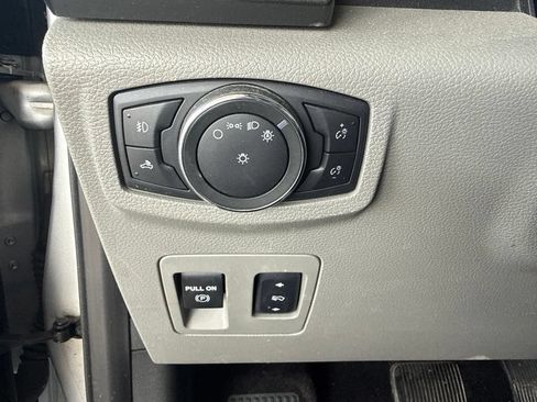 Used 2017 Ford F150 XLT w/ Equipment Group 302A Luxury AWD/4WD image 14