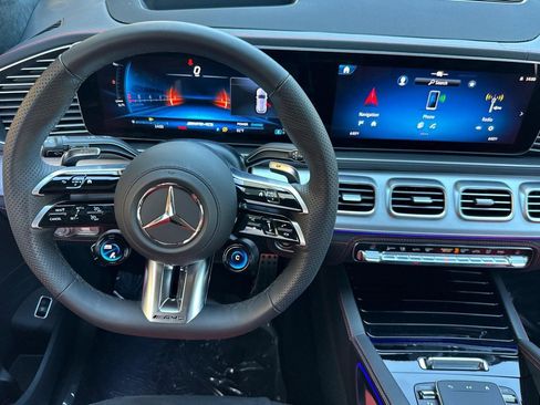 Used 2025 Mercedes-Benz GLE 63 AMG S image 26